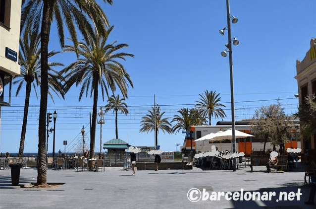 バルセロナのおすすめビーチ・バダロナ！アクセスと観光